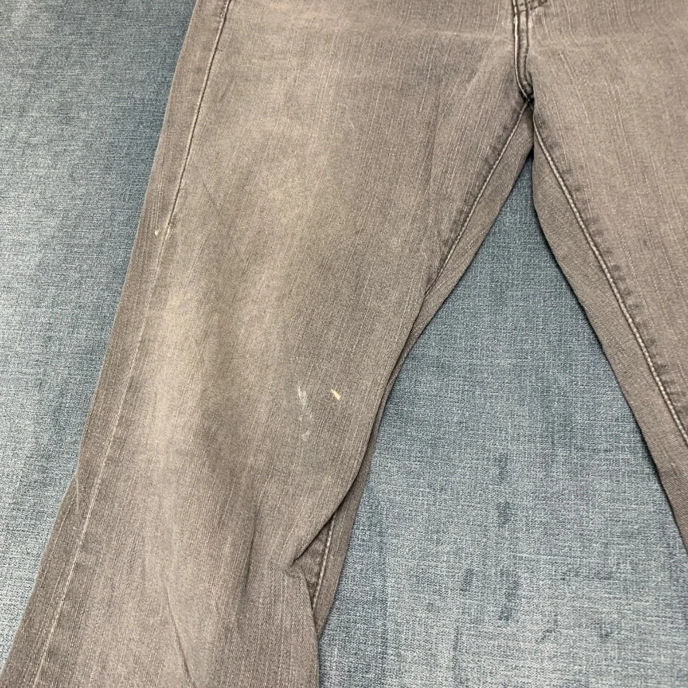 Vintage Levi's 545 Bootcut Jeans Womens 8M 32x29 Gray Cotton Low Rise Frayed Hem